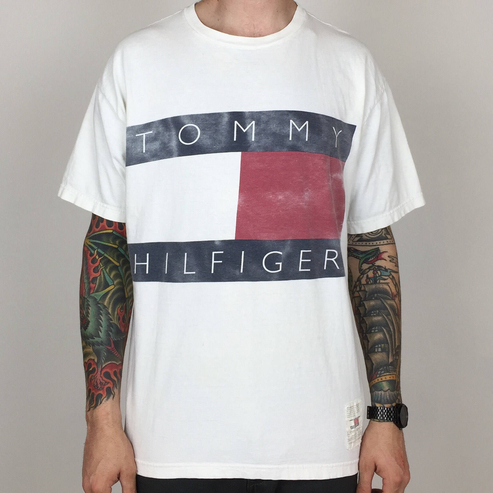 tommy hilfiger logo flag t shirt white