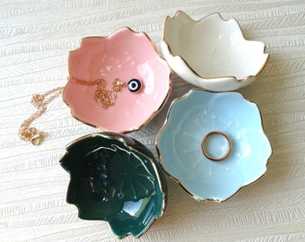 Ceramic trinket /  jewelry tray / home decor