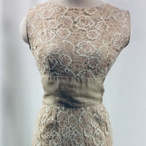 1950s Evening Dress / Vintage Silk Dress and Lace / Chic Cocktail Dress