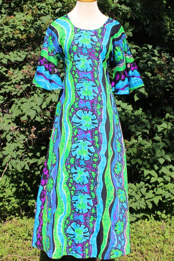 1970 Psychadelic dress / Vintage Batik style prin… - image 3