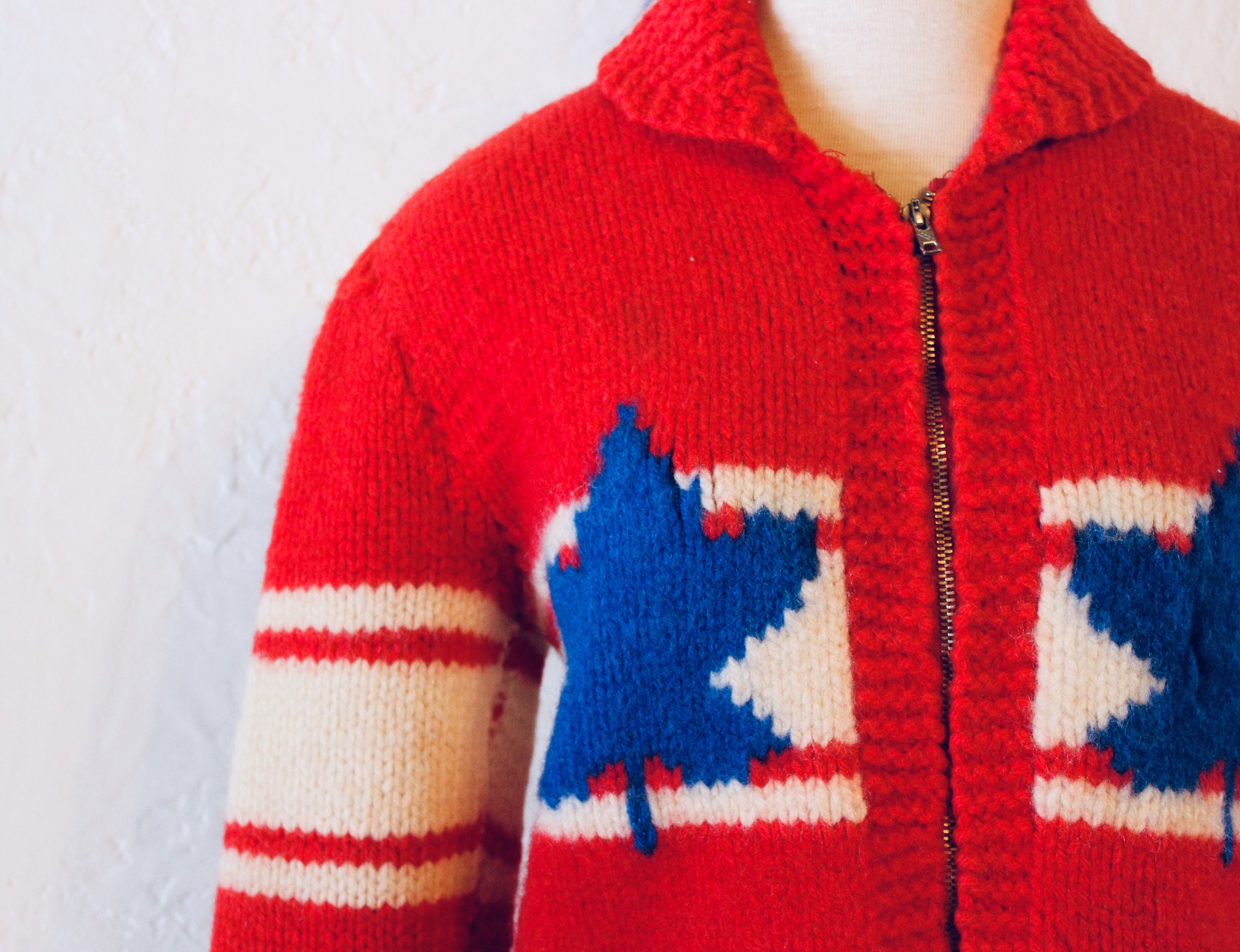 1960 Vintage Hockey Sweater / Handmade Wool sweater vest cardigan men with stars and Hockey player design