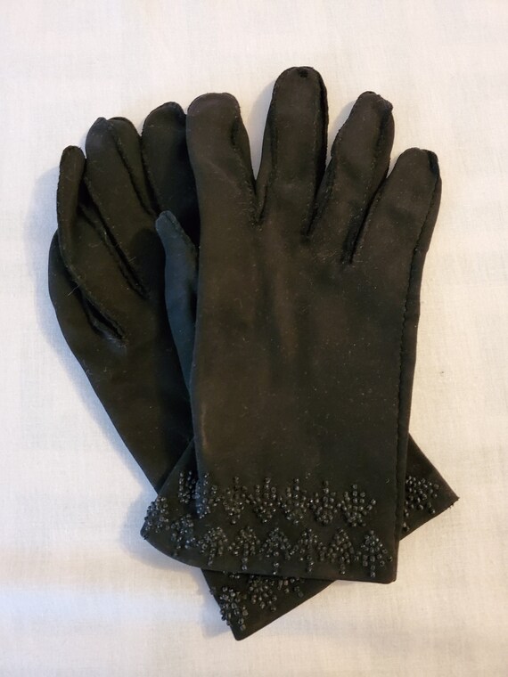 Vintage 1950s/1960s black beaded gloves//1950s/196