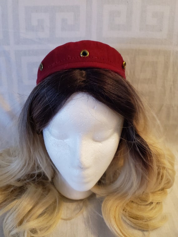 Vintage 1930s maroon wool and rivet hat//1930s mar