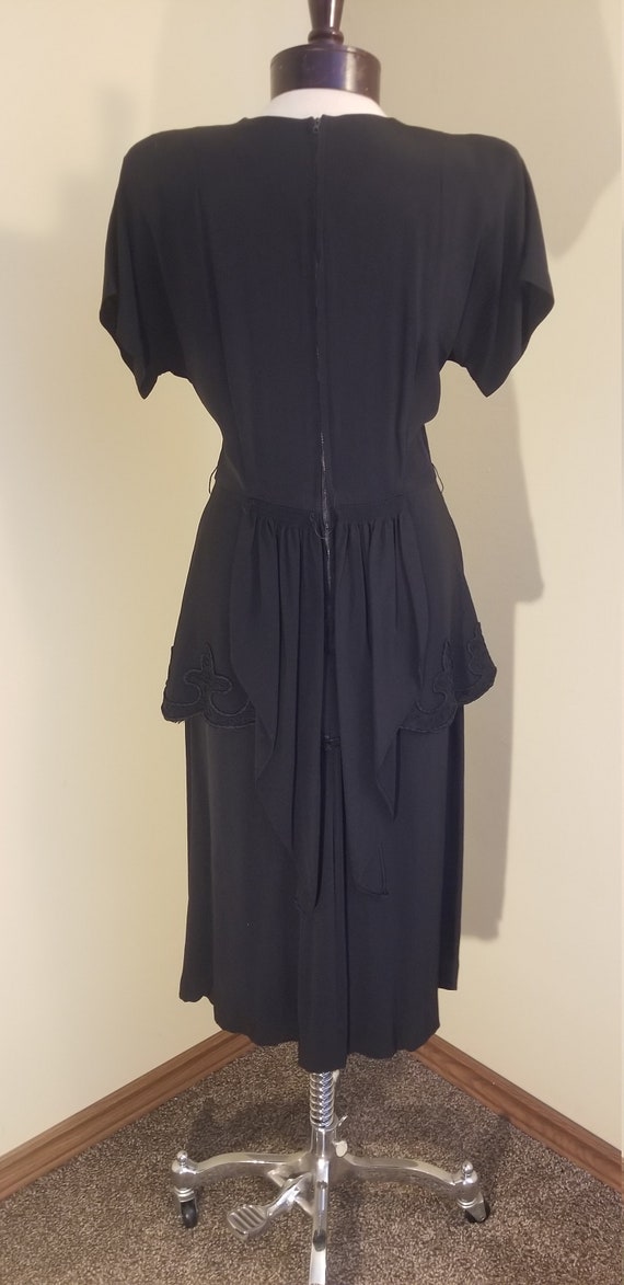 Vintage 1940s black rayon dress // 1940s black pe… - image 6