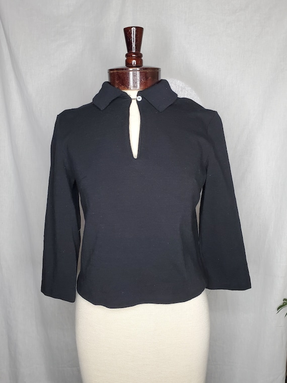 Vintage 1950s black keyhole blouse//Vintage 1950s