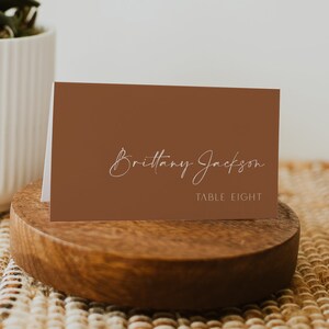 Terrakotta bearbeitbare Hochzeit Tischkarten Vorlage, Gebrannte Orange Hochzeit Namenskarten, sofortiger Download, druckbare Tischkarten, Rost, Boho BD129