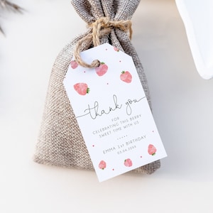 Modelo de etiqueta de presente de agradecimento de morango, etiquetas de lembrancinhas de primeiro aniversário de frutas vermelhas, lembrancinhas de morango, etiqueta de presente para impressão, primeiro aniversário de meninas, BD171
