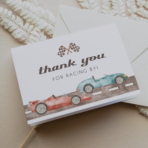 Cartão de agradecimento de aniversário de carro de corrida, festa de aniversário de carro de corrida azul e vermelho, dois aniversários rápidos, carro de corrida vintage, cartão de agradecimento para impressão BD159