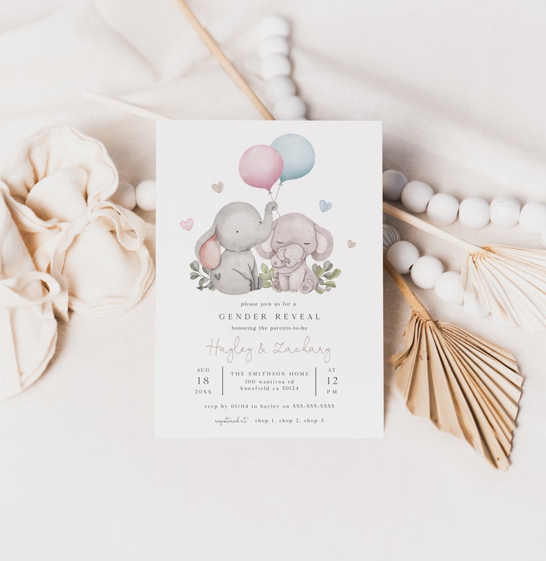 Peut inclure: Une invitation &agrave; une f&ecirc;te de r&eacute;v&eacute;lation de sexe avec une illustration aquarelle de deux &eacute;l&eacute;phants tenant des ballons roses et bleus. Le texte indique "Veuillez nous rejoindre pour une r&eacute;v&eacute;lation de sexe en l'honneur des futurs parents Hagley & Zachary" et comprend la date, l'heure et le lieu de l'&eacute;v&eacute;nement.
