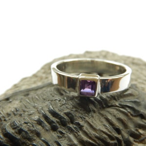 Fyrkantig ametistring i sterlingsilver, art déco-stil