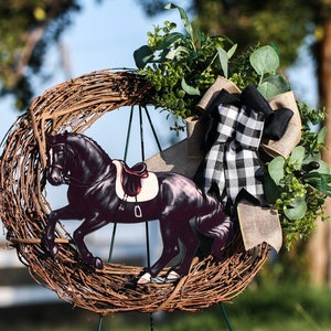 Dressage Horse Wreath, Dressage Horse Door Decor, Dressage Horse Door Hanger, Sport Horse Decor, Equestrian Decor, Horse Gifts for Women