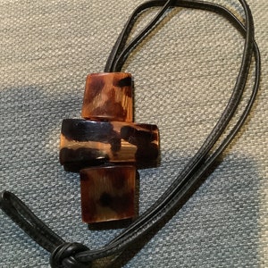 Monies vintage Gerda Lynggaard pendant cross horn
