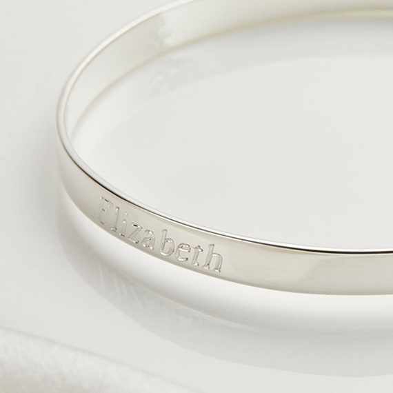 Molly Brown 925 Sterling Silver Personalised Emerald May Birthstone Christening Babys Bangle Molly Brown 925 Sterling Silver Personalised Emerald May Birthstone Christening Babys Bangle