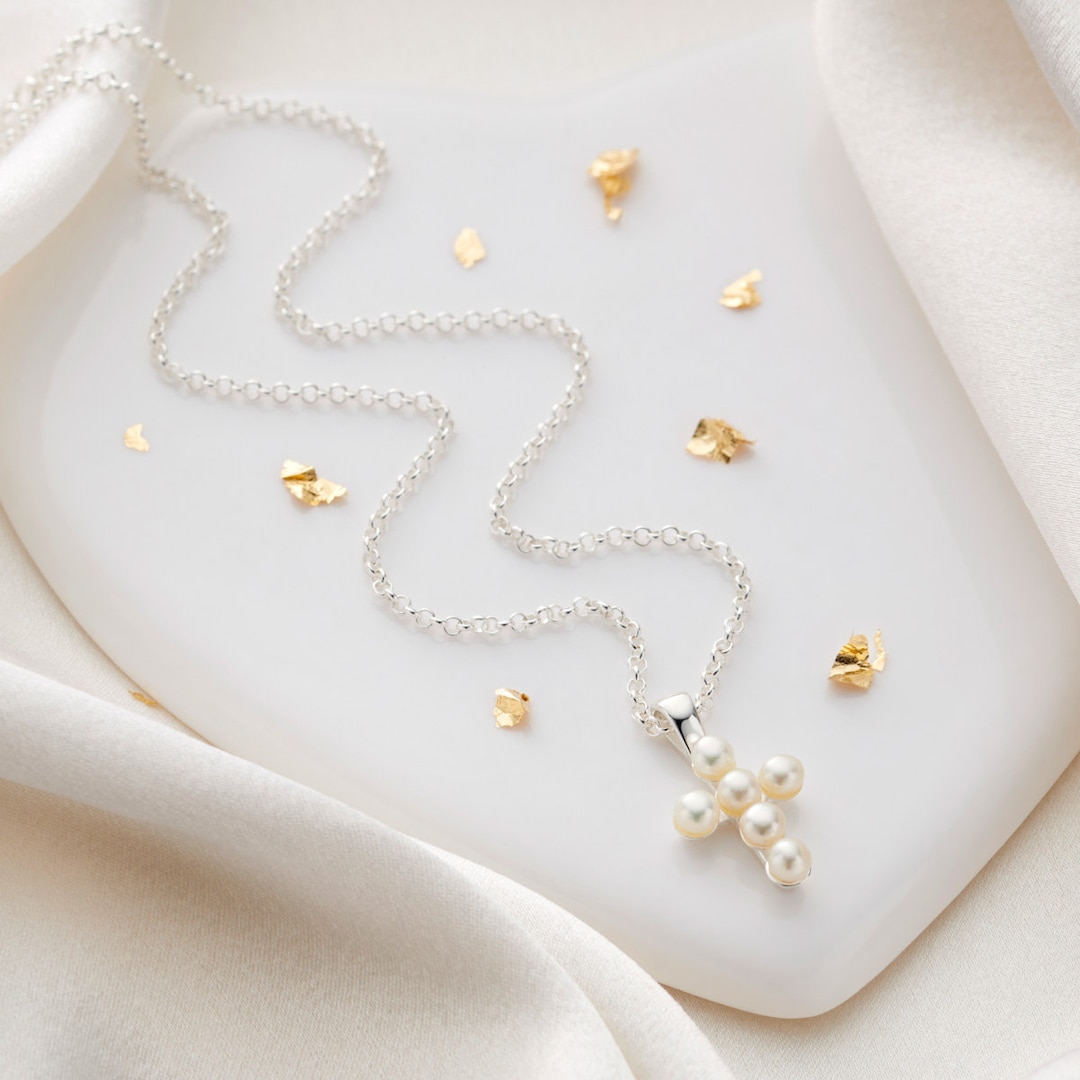 Collier Sautoir Perles Argenté Avec Pendentif Croix - 56-60 Cm - Pour Communion Ou Confirmation