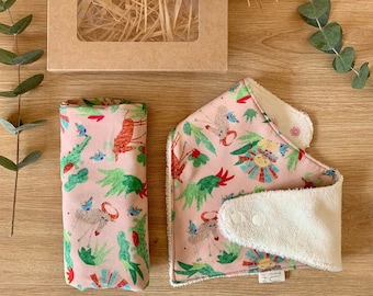 Baby Girl Gift Set Box / Baby Bandana Burping Bib And Muslin Swaddling Cloth / Animal Theme Newborn Gift / Pink Baby Shower Gift For New Mum