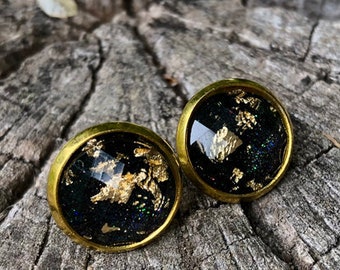 gold stud earrings, black and gold, gold earrings, black earrings, glitter earrings, glitter jewelry, facets cabochon