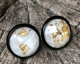 Black studs, white and gold, black earrings, black jewelry, faceted cabochon, noble earrings, glitter Gold