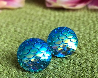 Earrings Mermaid in shifting turquoise, Stud earrings with Scales, dazzling Earrings, allergy suitable, surgeon steel