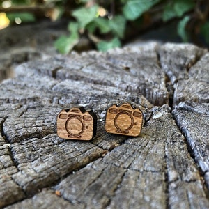 Real wood ear studs camera, wooden ear studs, wooden earrings, wooden jewelry, camera, camera earrings, cherry wood image 7