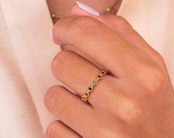 Dainty Black CZ Rhombus Infinity Band Ring