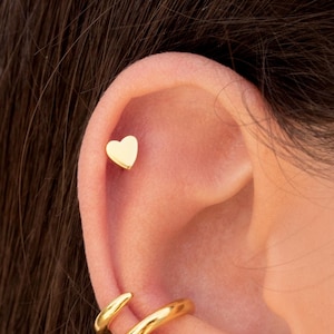 Pendientes stud en forma de corazón
