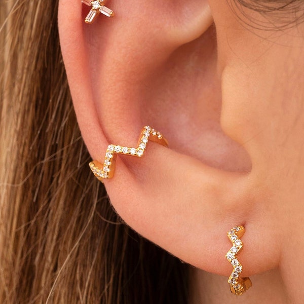 Conch ear cuff zig zag earrings with zircons