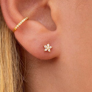 Star earrings, Cubic zirconia star earrings, Minimalist earrings, Star studs, Cartilage earrings, Second hole earrings, Cz studs, Tiny studs