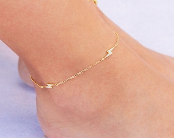 Dainty & Minimalist Pave CZ Lightning Bolt Charms Ankle Bracelet