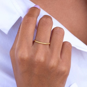 Dainty & Minimalist Thin Beaded Ring
