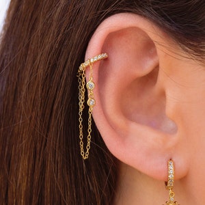 Pendientes de aro con circonitas en pavé para el helix con 2 cadenas colgantes y circonitas en bezel