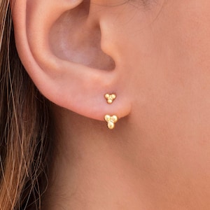 Boucles d'oreilles oreillettes boules en forme de trèfle 2 tailles disponibles image 7