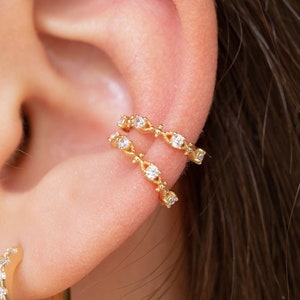 Conch ear cuff earrings with zircons and balls