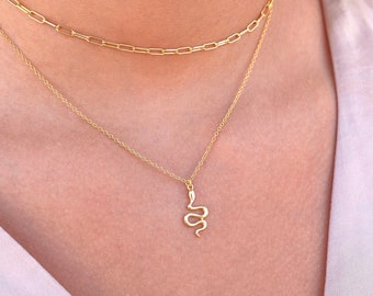 Dainty Snake Shaped Pendant Charm Chain Necklace