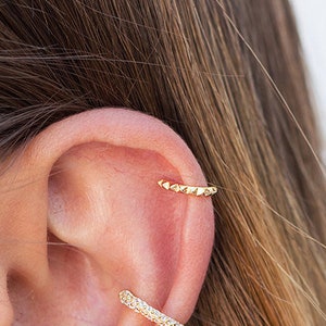 Dainty Pyramid Spikes Silver Ear Cuff Earrings image 1