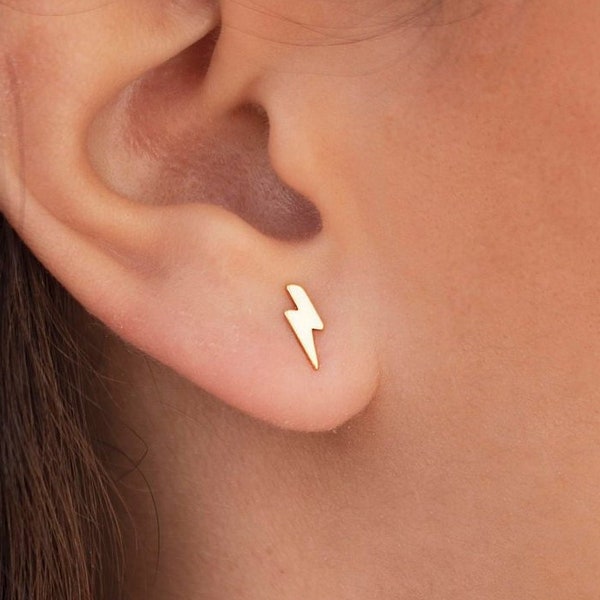 Minimalist & Dainty Lightning Shaped Stud Earrings