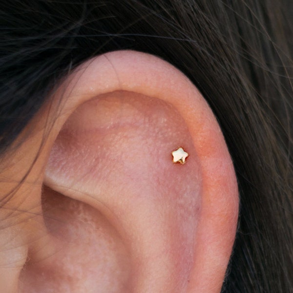 Tiny Star-Shaped Silver Stud Earrings