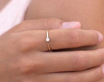 Bague fine avec zircone chaton, Bagues argent minimalistes, Bagues modernes, Bagues ouvertes, Bagues argent, Bijoux minimalistes