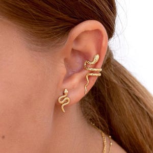 Statement Snake Shaped Conch Ear Cuff Earrings