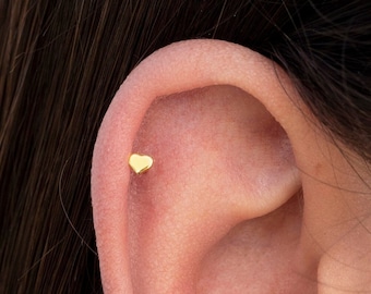 Dainty & Tiny Heart Shaped Stud Earrings