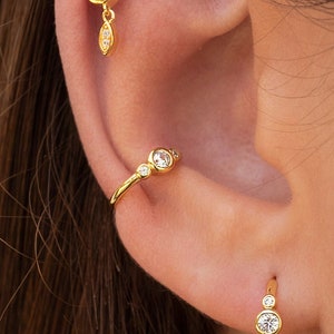 Dainty & Minimalist 3 Bezel CZ Conch Ear Cuff Earrings