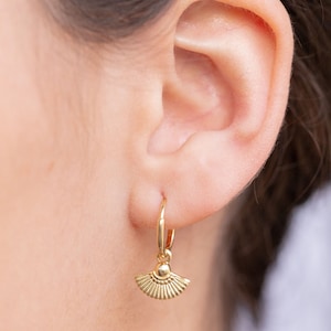 Hoop earrings with fan-shaped charm image 8