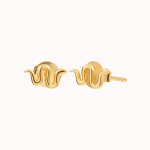 Small snake-shaped stud earrings Gold