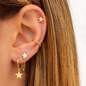 Minimalist Star Shaped Stud Earrings Large size image 5