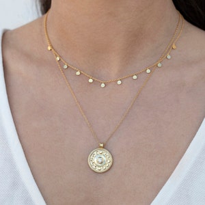 Dainty & Minimalist Dangling Small Coins Choker Necklace imagem 6