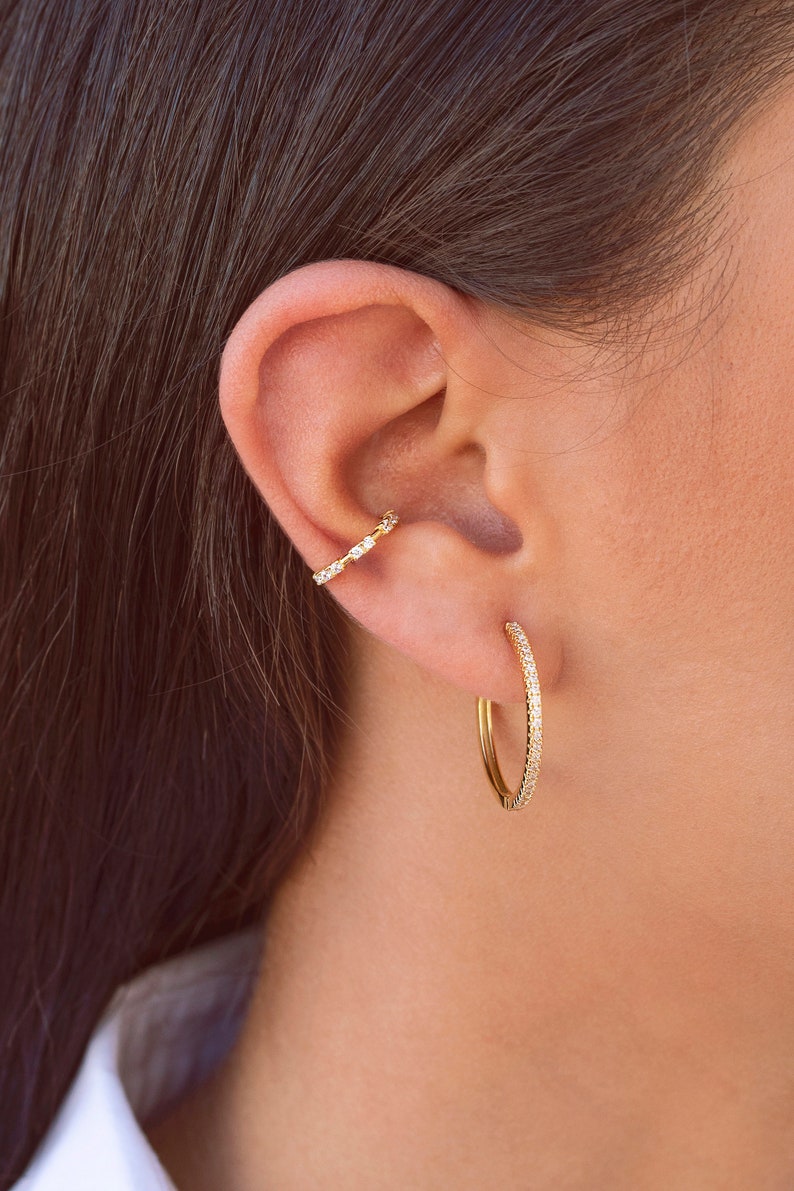 Dainty 4 Prongs CZ Conch Ear Cuff Earrings image 9