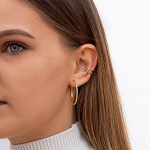 Dainty CZ 4 Bands Conch Ear Cuff Earrings Available in Black & White image 8