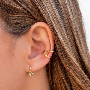 Dainty Single Twisted Band Conch Ear Cuff Earrings image 7