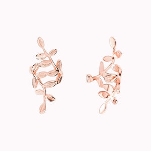Conch ear cuff earrings in the shape of leaves Rose gold