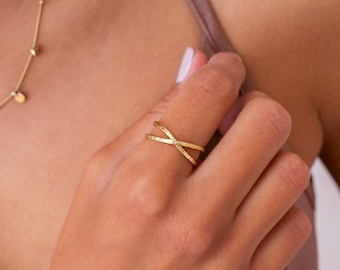 Dainty & Minimalist X Shaped Criss Cross Hammered Ring