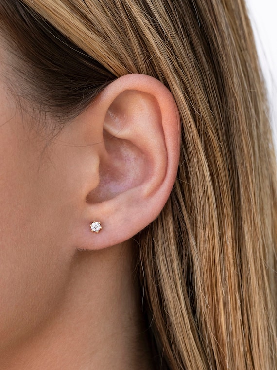 9k solid gold earrings